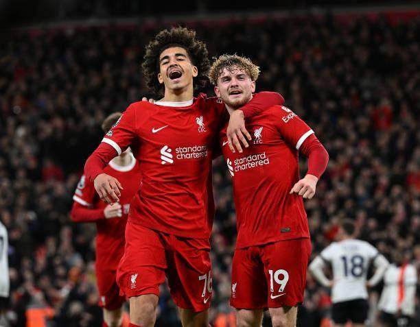 1708732395444012610.jpg 【早报】无解药厂!勒沃库森各赛事33场不败创纪录!