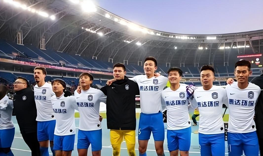 足彩-韩鹏飞已跟着蓉城冬训，为何网传他要回到津门虎，背后原因找到了