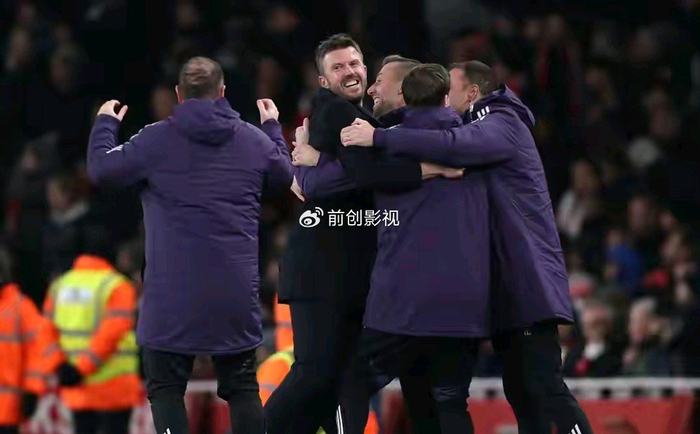 彩票合买-45天，16分，3豪门！曼联“复活”的密码就藏在这三人里|卡里克|托特纳姆热刺|埃文斯-埃迪|阿森纳|曼城_新浪体育_新浪新闻