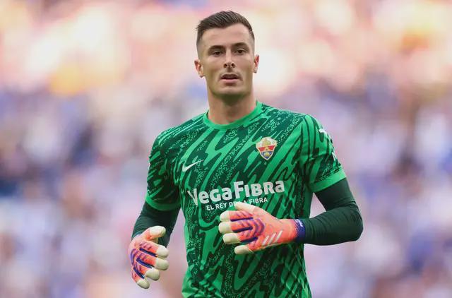 足球彩票-西甲9连斩！凌晨4点巴萨虐菜之战：三叉戟强攻 旧将反戈